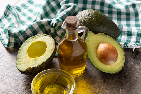 huile d'avocat pour cheveux
